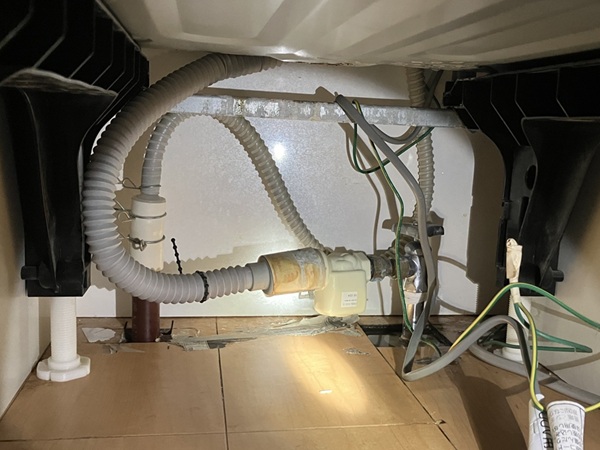 水漏れ箇所から原因を見つけておく　